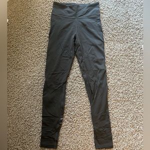 Lululemon size 6